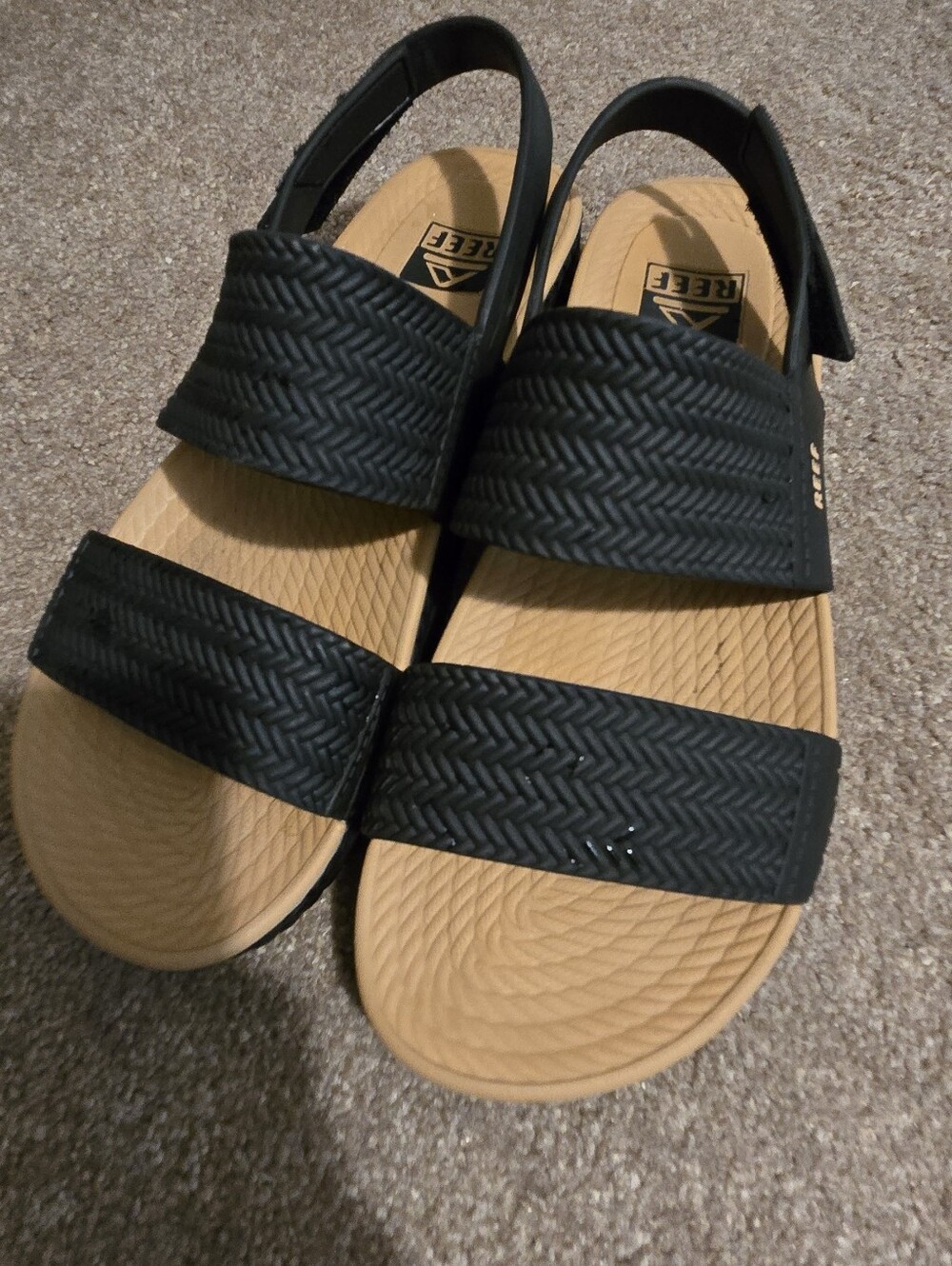 Reef Women's Black and Tan Slide Sandals